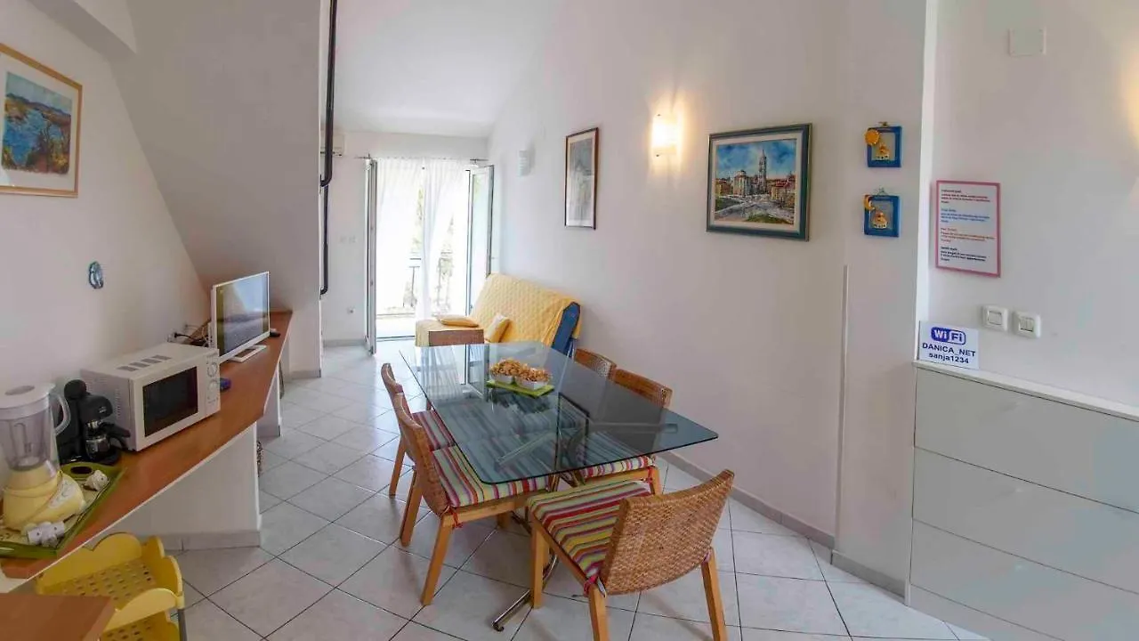 Apartments In Zdrelac/Insel Pasman 31078 Kroatien