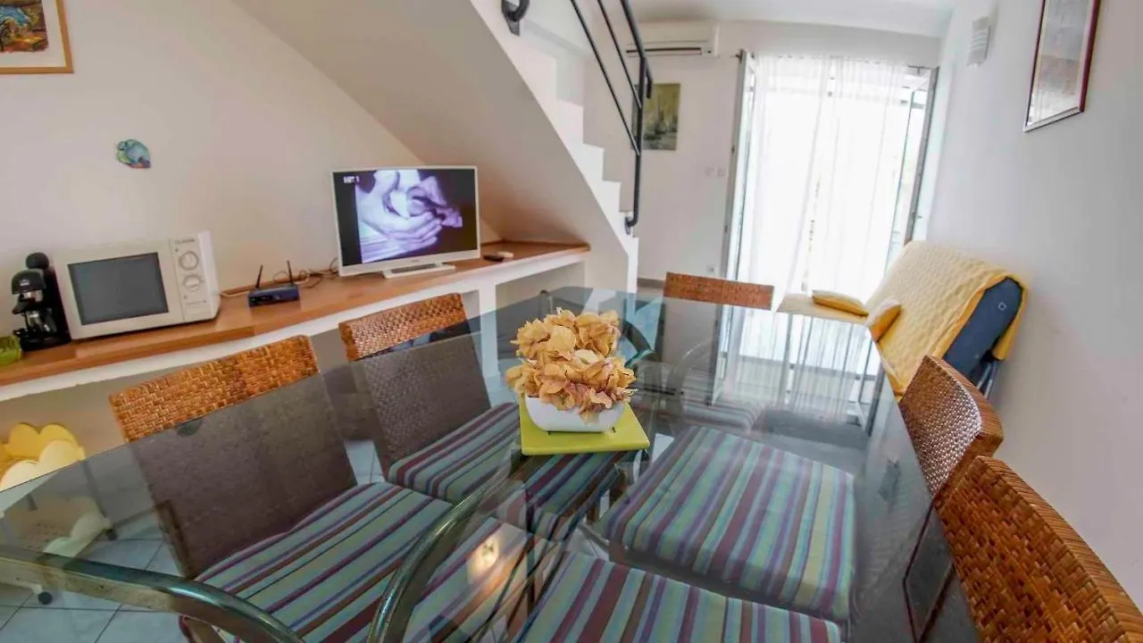 Apartments In Zdrelac/Insel Pasman 31078