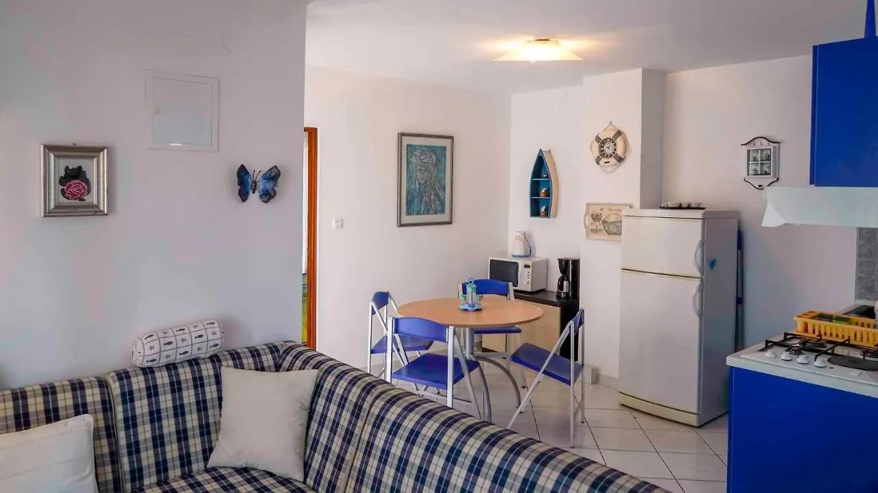 Apartments In Zdrelac/Insel Pasman 31078 Kroatien